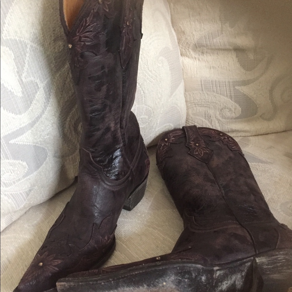 Old gringo cowboy boots w pink crystals